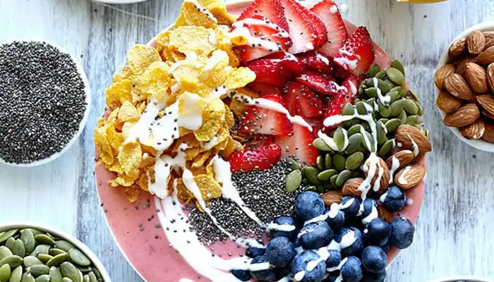 What Are the Most Nutritious Smoothie Bowl Toppings